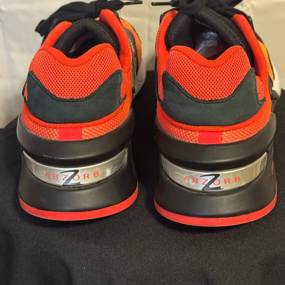 New Balance Orange, Yellow & Black Gradient Runner - Picture 4 of 9